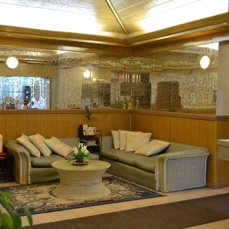 West Plaza Desekel Hotel Koror Bagian luar foto