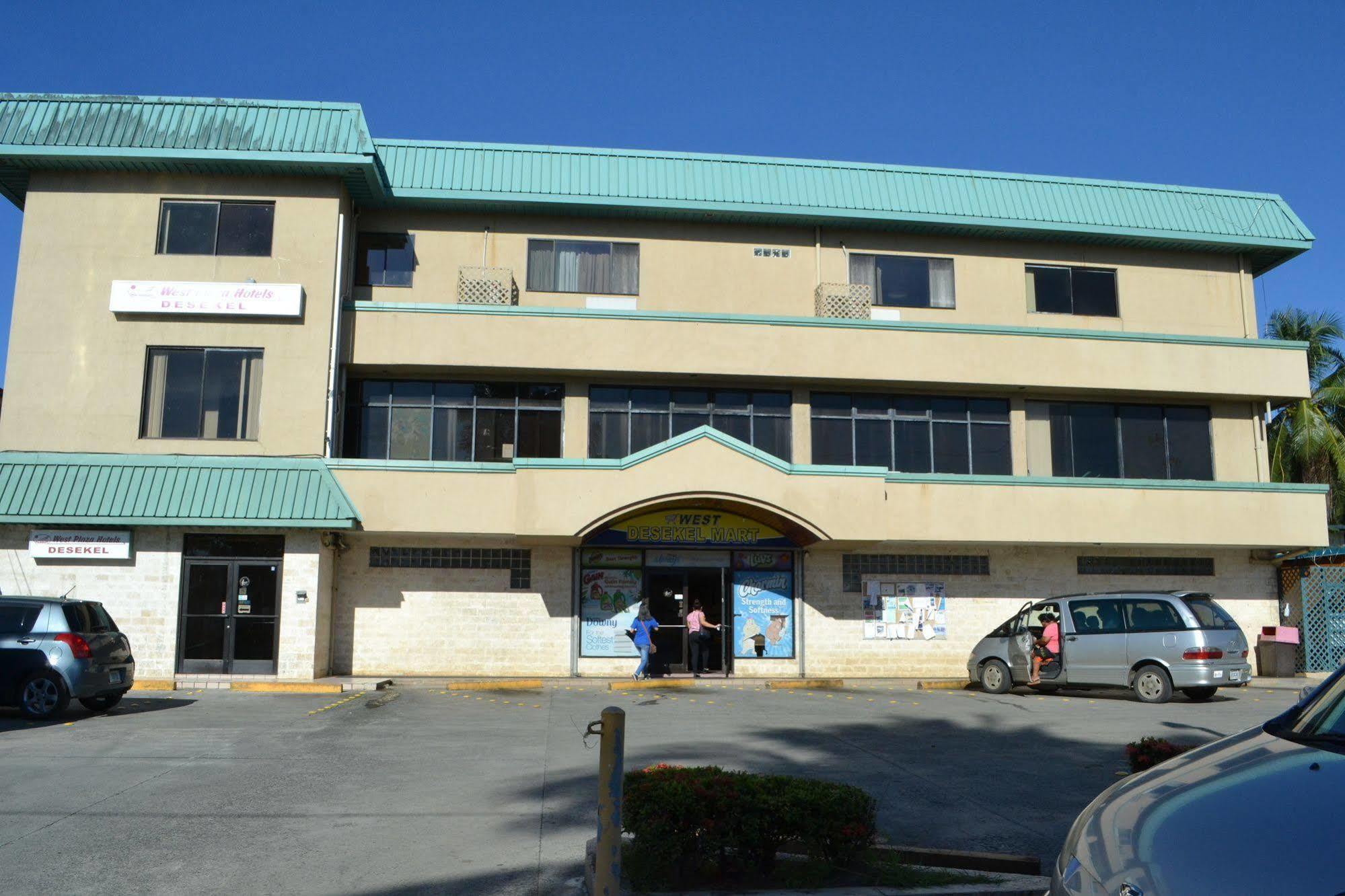 West Plaza Desekel Hotel Koror Bagian luar foto