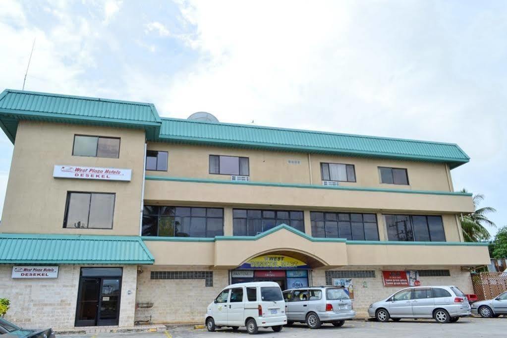 West Plaza Desekel Hotel Koror Bagian luar foto